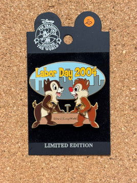 Chip & Dale Labor Day (Disney, Pin Traders) - Bitz & Buttons