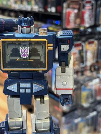 Soundwave MP-13 with Accessories KO (Transformers Masterpiece, 3rd Party) - Bitz & Buttons