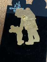 Mickey Says Thanks Firefighter (Disney, Pin Traders) - Bitz & Buttons