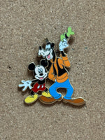 Friends are Forever Mickey & Goofy (Disney, Pin Traders) - Bitz & Buttons