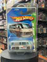 GMC Motorhome Treasure Hunt (Mattel, Hot Wheels) - Bitz & Buttons