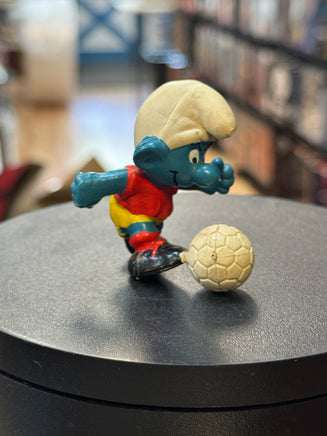 Soccer Smurf (Vintage PEYO, Schleich) - Bitz & Buttons