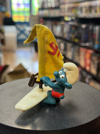 Wind Surfer Super Smurf (Vintage PEYO, Schleich) - Bitz & Buttons