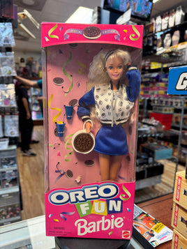 Oreo Fun Barbie 18511 (Vintage Barbie, Mattel) SEALED - Bitz & Buttons
