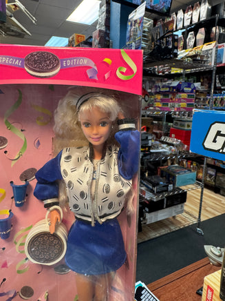 Oreo Fun Barbie 18511 (Vintage Barbie, Mattel) SEALED - Bitz & Buttons