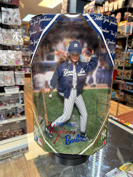 Yankees PinStripe Barbie 23881   (Vintage Barbie, Mattel) SEALED - Bitz & Buttons