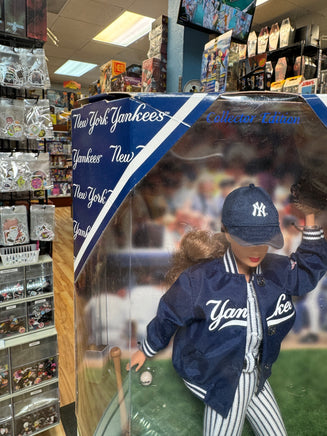 Yankees PinStripe Barbie 23881   (Vintage Barbie, Mattel) SEALED - Bitz & Buttons