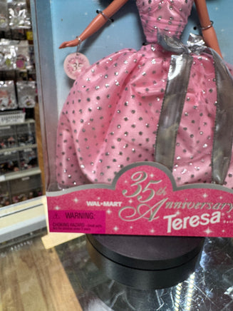 35th Anniversary Teresa 17617 (Vintage Barbie, Mattel) SEALED - Bitz & Buttons