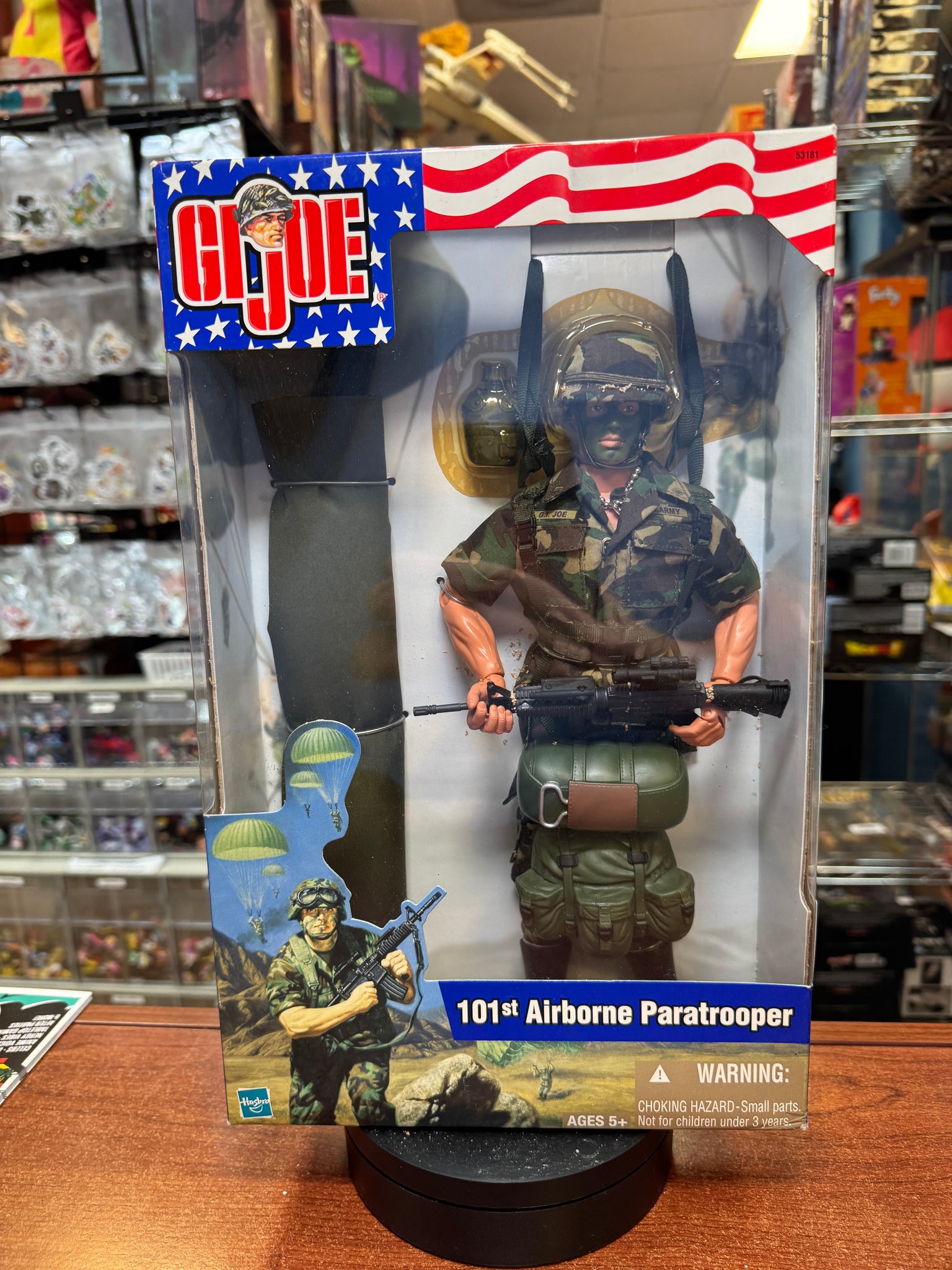 NOR002 US 101ST Airborne Sergeant with M1A1 Carbine by First Legion EUR NOR002 US 101ST Airborne Sergeant with M1A1 Carbine by First Legion EUR