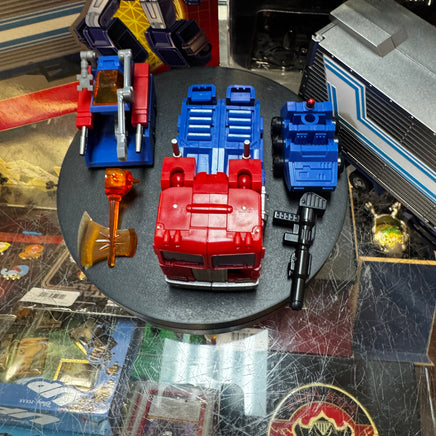 General Commander (Transformers, Third Party) Complete - Bitz & Buttons