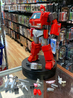 IronHide MP-27 with Accessories (Transformers Masterpiece, Hasbro)