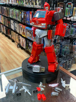 IronHide MP-27 with Accessories (Transformers Masterpiece, Hasbro)