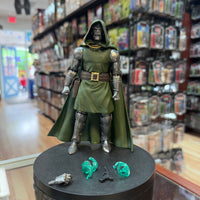 Dr. Doom W/ Accessories 8412 (Marvel Legends, Hasbro)