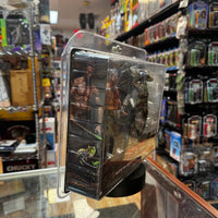 Dutch vs Jungle Hunter Final Battle TRU Exclusive  (Predator, NECA) SEALED