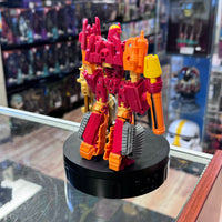 Autobot Flame & Emirate Xaaron Comic Edition (Transformers Generations, Hasbro) With Accessories