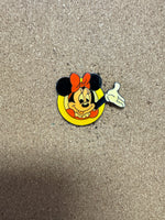 Minnie in Yellow Circle (Disney, Pin Traders) - Bitz & Buttons