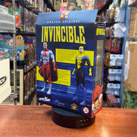 Omni-Man 7302 (Invincible, Diamond Select) Open Box