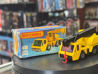 Crane Truck 49 Purple Windows Diecast (Vintage Matchbox, Lesney) - Bitz & Buttons