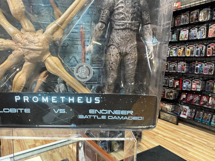 Trilobite & Battle Damage Engineer  (Aliens Prometheus, NECA) SEALED - Bitz & Buttons