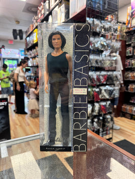 Basics Collection 002 Model No. 15 #RR9912 (Vintage Barbie, Mattel) **SEALED**