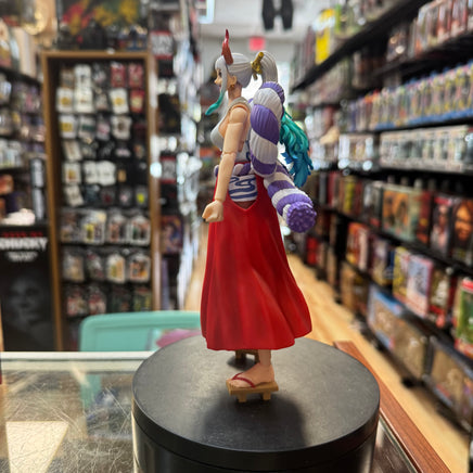 Yamato (Bandai SH Figuarts , One Piece) INCOMPLETE - Bitz & Buttons