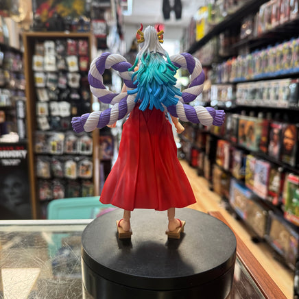 Yamato (Bandai SH Figuarts , One Piece) INCOMPLETE - Bitz & Buttons