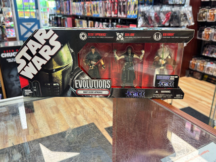 Force Unleashed Vaders Secret Apprentice  (Star Wars Evolution, Hasbro) **SEALED** - Bitz & Buttons