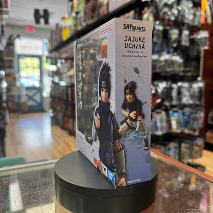 Sasuke Uchiha -Ninja Prodigy of the Uchiha Clan Bloodline- (Bandai SH Figuarts , Naruto) Complete - Bitz & Buttons