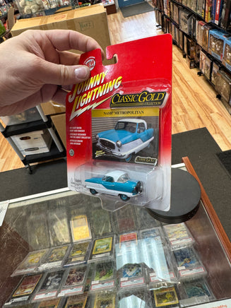 Nash Metropolitan Diecast (Johnny Lightning Classic Gold, Playing Mantis) SEALED - Bitz & Buttons