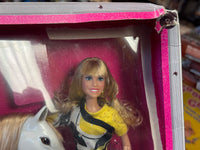 Hannah Montana Rock & Rides Miley Cyrus (Vintage Barbie Style, Play Along)