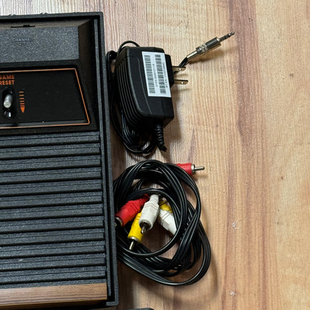 Atari 2600 AV Modded 5715 (Vintage Atari, Gaming System) TESTED WORKING With Games - Bitz & Buttons