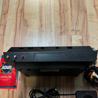 Atari 2600 AV Modded 5715 (Vintage Atari, Gaming System) TESTED WORKING With Games - Bitz & Buttons