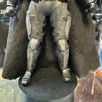 Batman Tactical Suit 1.0 1/6 MMS432 (DC, Batman, Hot Toys) COMPLETE - Bitz & Buttons