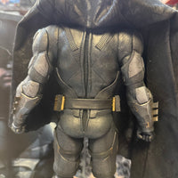 Batman Tactical Suit 1.0 1/6 MMS432 (DC, Batman, Hot Toys) COMPLETE - Bitz & Buttons