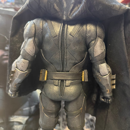Batman Tactical Suit 1.0 1/6 MMS432 (DC, Batman, Hot Toys) COMPLETE - Bitz & Buttons