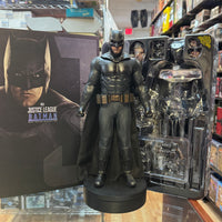 Batman Justice League Deluxe 1/6 MMS 456 (DC, Batman, Hot Toys) COMPLETE - Bitz & Buttons
