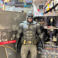 Batman BVS Deluxe 1/6 MMS 342 (DC, Batman, Hot Toys) COMPLETE - Bitz & Buttons