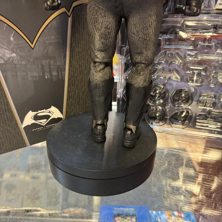Batman BVS Deluxe 1/6 MMS 342 (DC, Batman, Hot Toys) COMPLETE - Bitz & Buttons