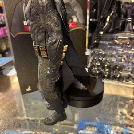 Batman BVS Deluxe 1/6 MMS 342 (DC, Batman, Hot Toys) COMPLETE - Bitz & Buttons