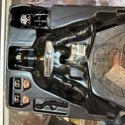 Batman BVS Deluxe 1/6 MMS 342 (DC, Batman, Hot Toys) COMPLETE - Bitz & Buttons