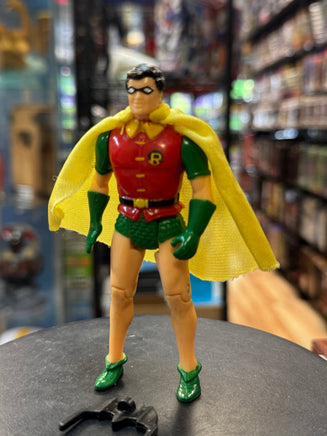 Karate Action Robin 0795 (Vintage DC Super Heroes, Toybiz) **LOOSE** - Bitz & Buttons