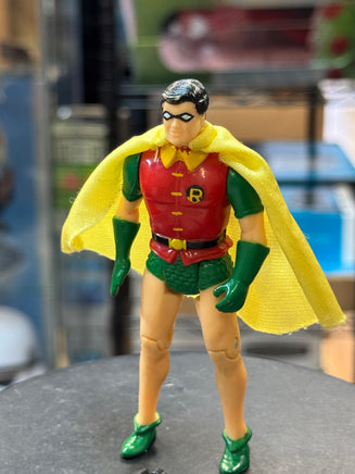 Karate Action Robin 0795 (Vintage DC Super Heroes, Toybiz) **LOOSE** - Bitz & Buttons