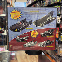 Batmobile/Batplane 2 Pack Model Kit (Batman, Playing Mantis) Sealed