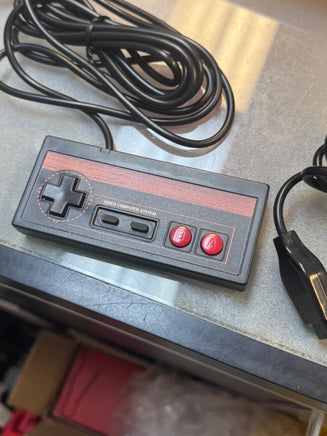 Atari 7800 with Controllers & Game Lot AV Upgrade (Atari, Vintage Video Games) **TESTED WORKING** - Bitz & Buttons