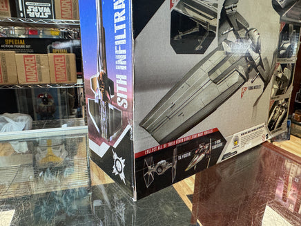 Sith Infiltrator (Star Wars ROTS Hasbro) SEALED - Bitz & Buttons
