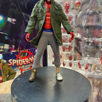Peter B. Parker (Medicom Mafex, Spider-Verse) W/ Accessories - Bitz & Buttons