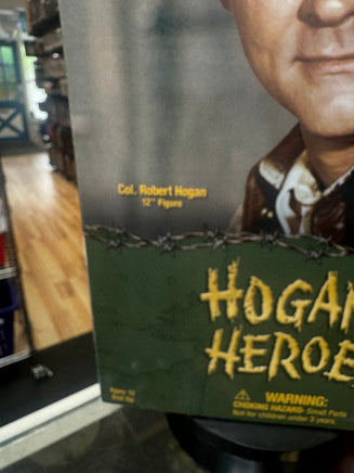 Col Robert Hogan 1/6 Scale (Hogans Heroes, Sideshow) NEW - Bitz & Buttons