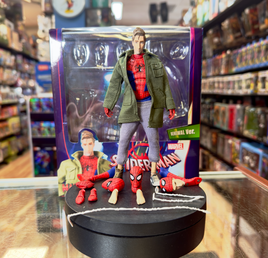 Peter B. Parker (Medicom Mafex, Spider-Verse) Open Box - Bitz & Buttons