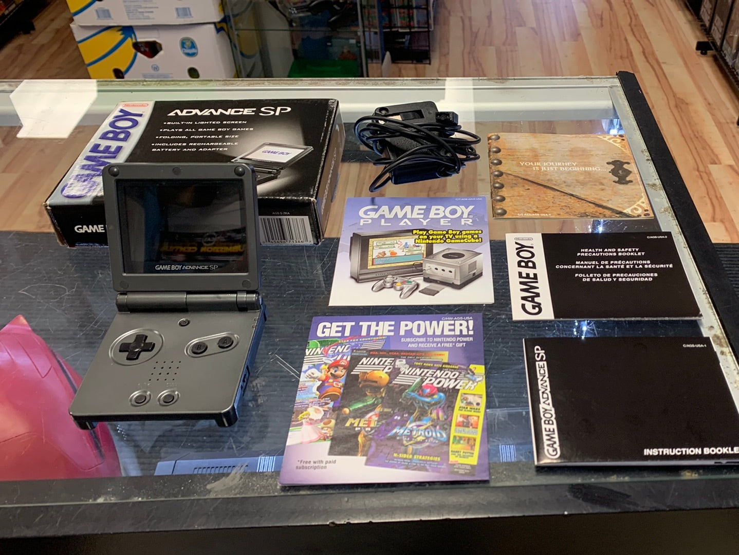 Charcoal Grey Gameboy Advance SP CIB (Nintendo, Complete)