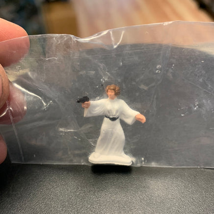 Micro Collection Death Star Bagged Princess Leia  (Kenner Vintage Star Wars) 3516 - Bitz & Buttons